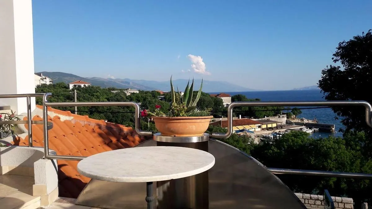 Villa Pintar Povile 4*,  Kroatien